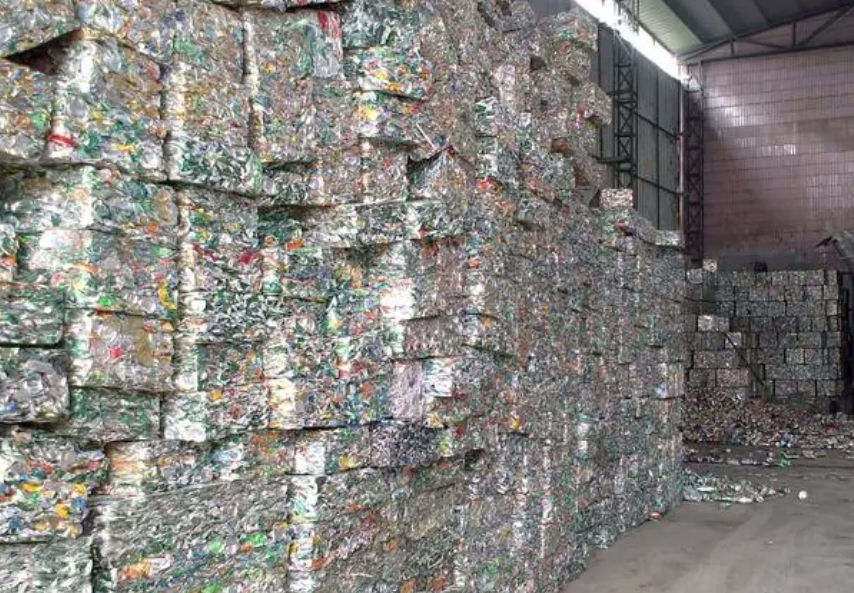 河南西德機(jī)械設(shè)備 廢易拉罐破碎料分解烤漆，凈化氣體處理解決方案