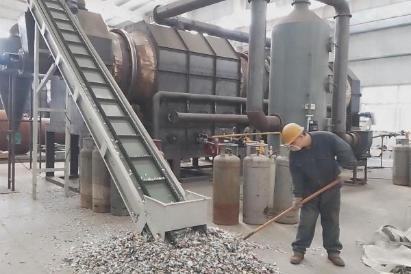 易拉罐脫漆爐：革新您的脫漆流程，河南西德機械設備